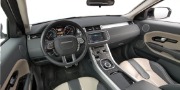 car interior; 汽車內裝